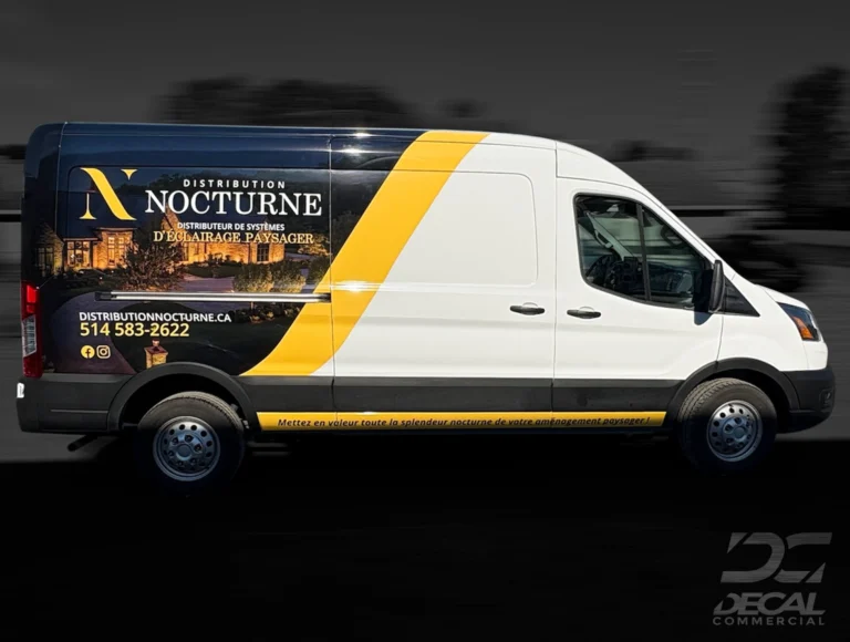 Lettrage de véhicule commercial Ford Transit réalisé par Decal Commercial pour Distribution Nocturne.